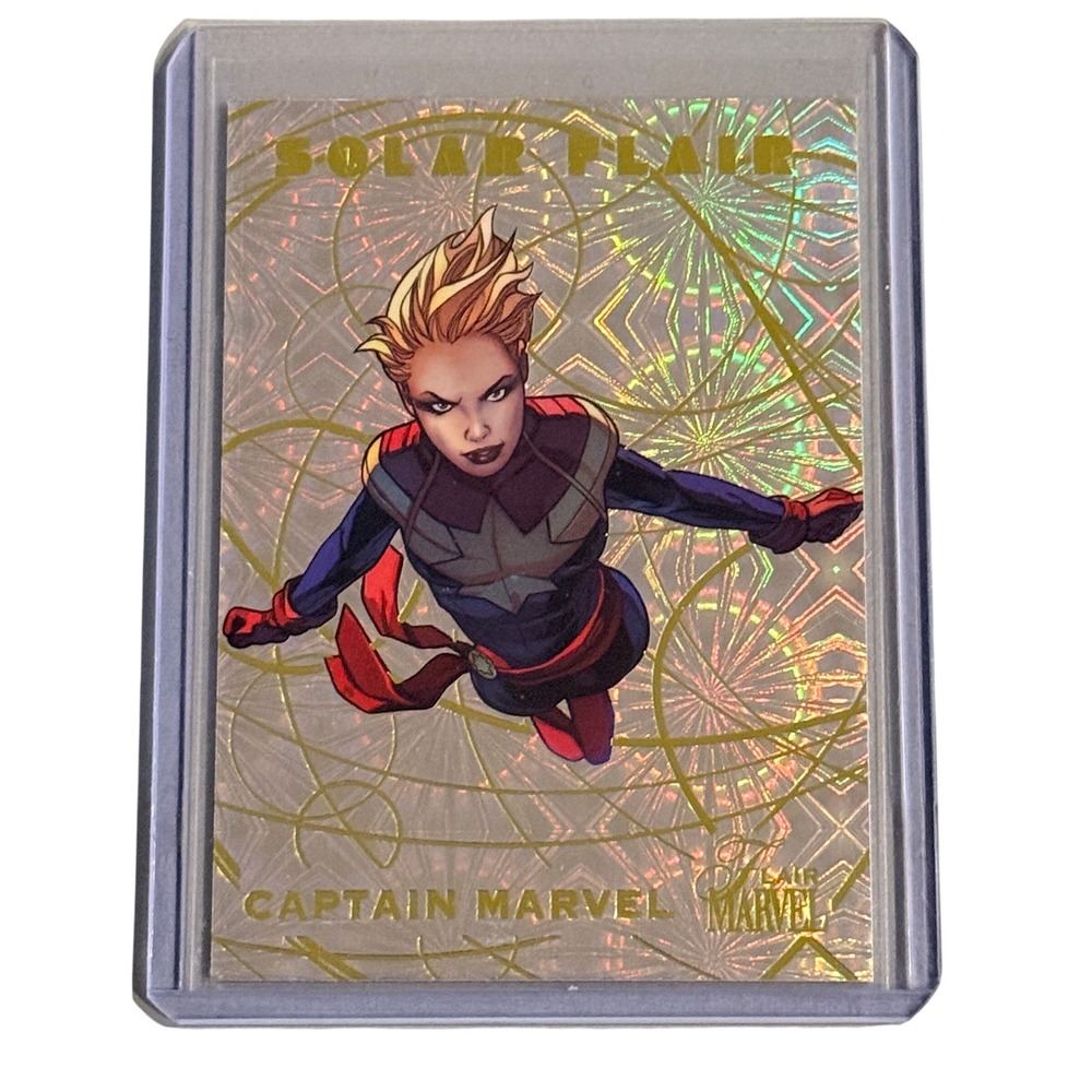 Fleer Marvel Flair Solar Flair Captain Marvel Insert SF2 Gold Foil 2023 Card
